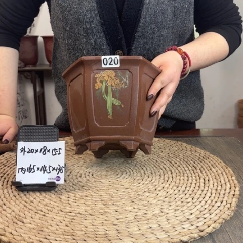 紫砂花盆紫玉金砂内奎手绘宫灯六方020