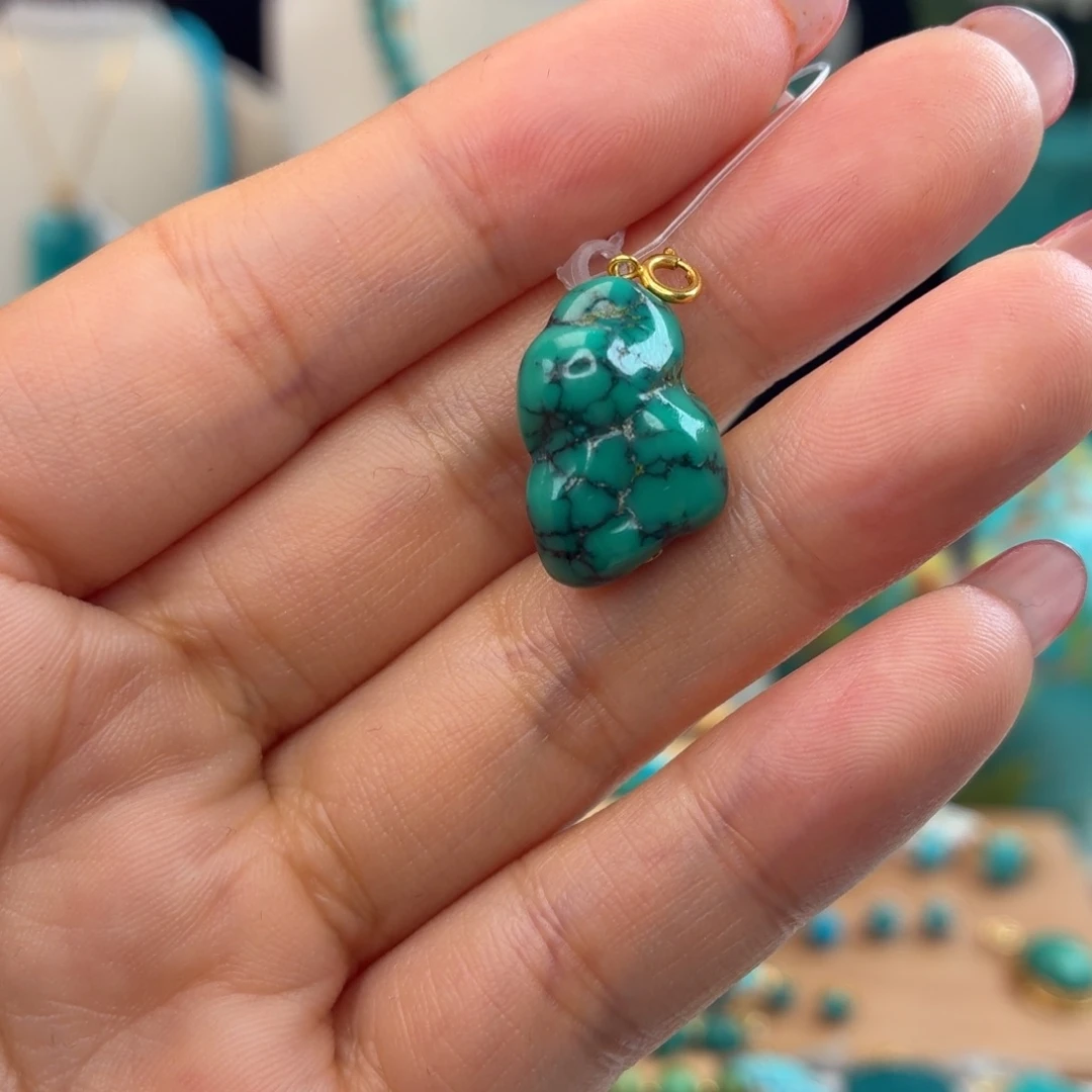 绿松石18K金镶嵌颈饰