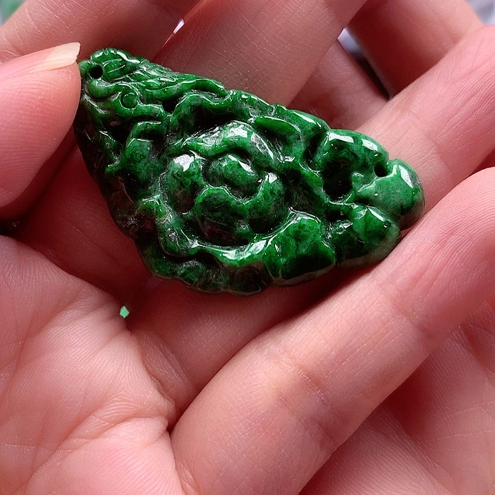 颈饰未镶嵌翡翠翡翠