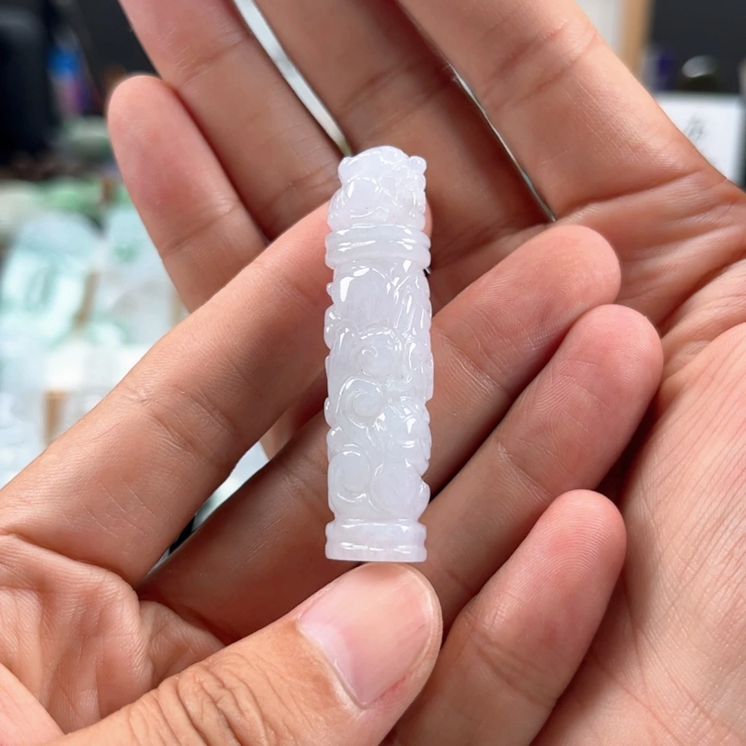 翡翠未镶嵌颈饰龙柱缅甸天然翡翠A货糯冰种白月光