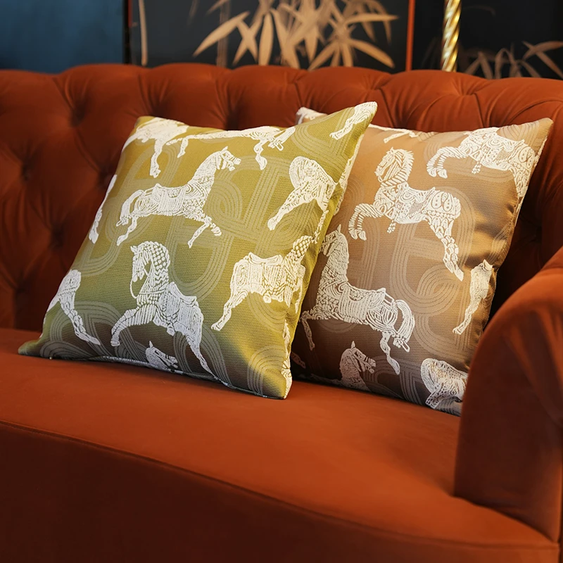 爱马系列提花家居抱枕
