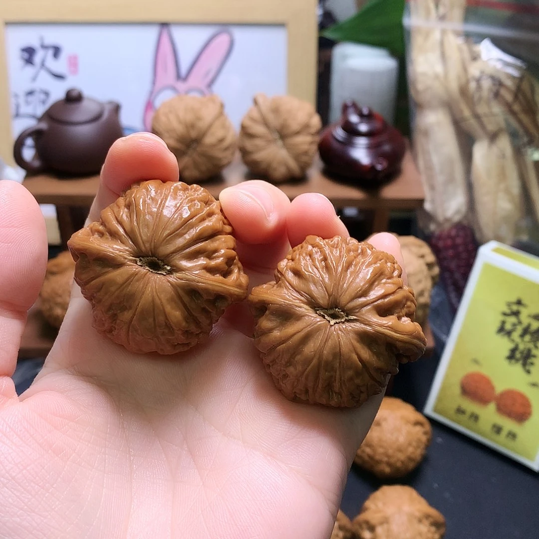 文玩核桃吊坠铁锤42