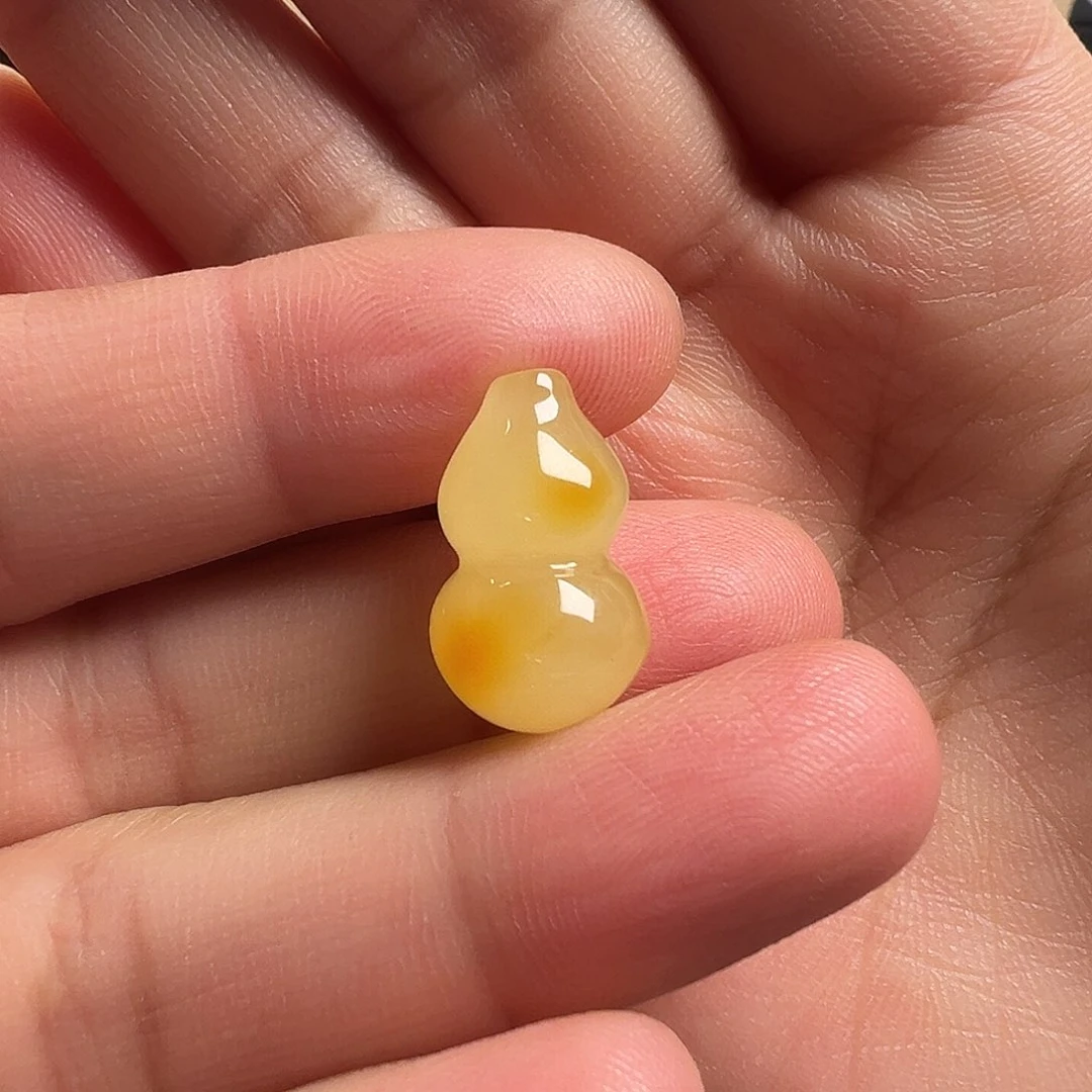 蜜蜡颈饰未镶嵌葫芦