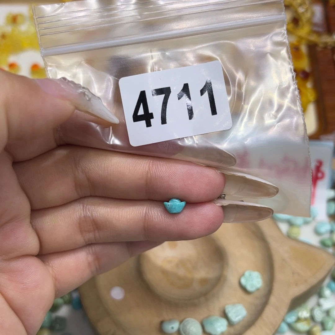 ****宝琥珀未镶嵌珠宝奇石