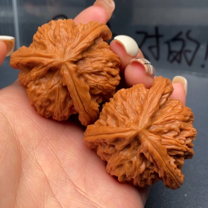 清***天文玩核桃吊坠白狮子