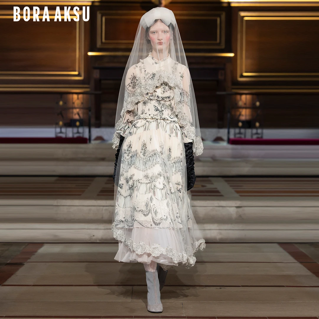 BORAAKSU2025秋冬新品优雅复古木耳边印花收腰连衣裙B1FFW61850