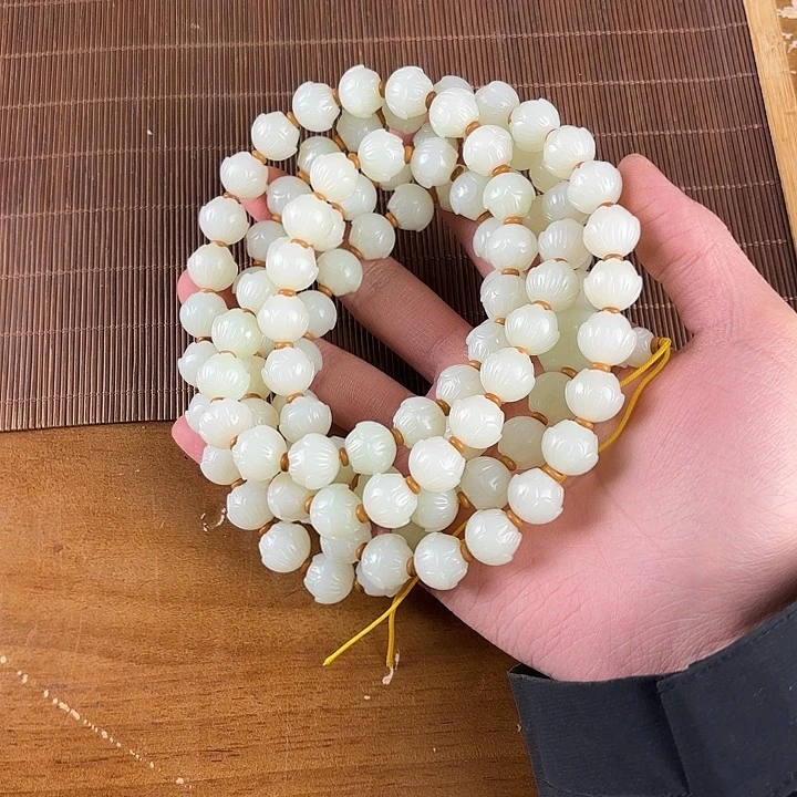 专***！和田玉未镶嵌挂件