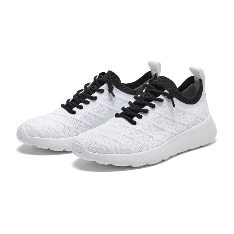 多走路云彩鞋秋款透气轻便舒适网面飞织软底运动健步鞋度假穿搭