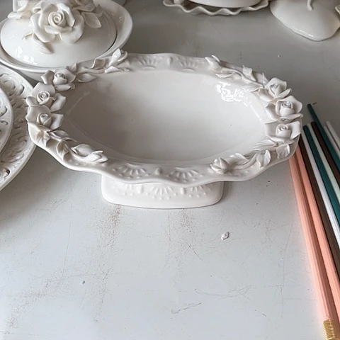 白瓷秋*玫瑰花高脚盘一个