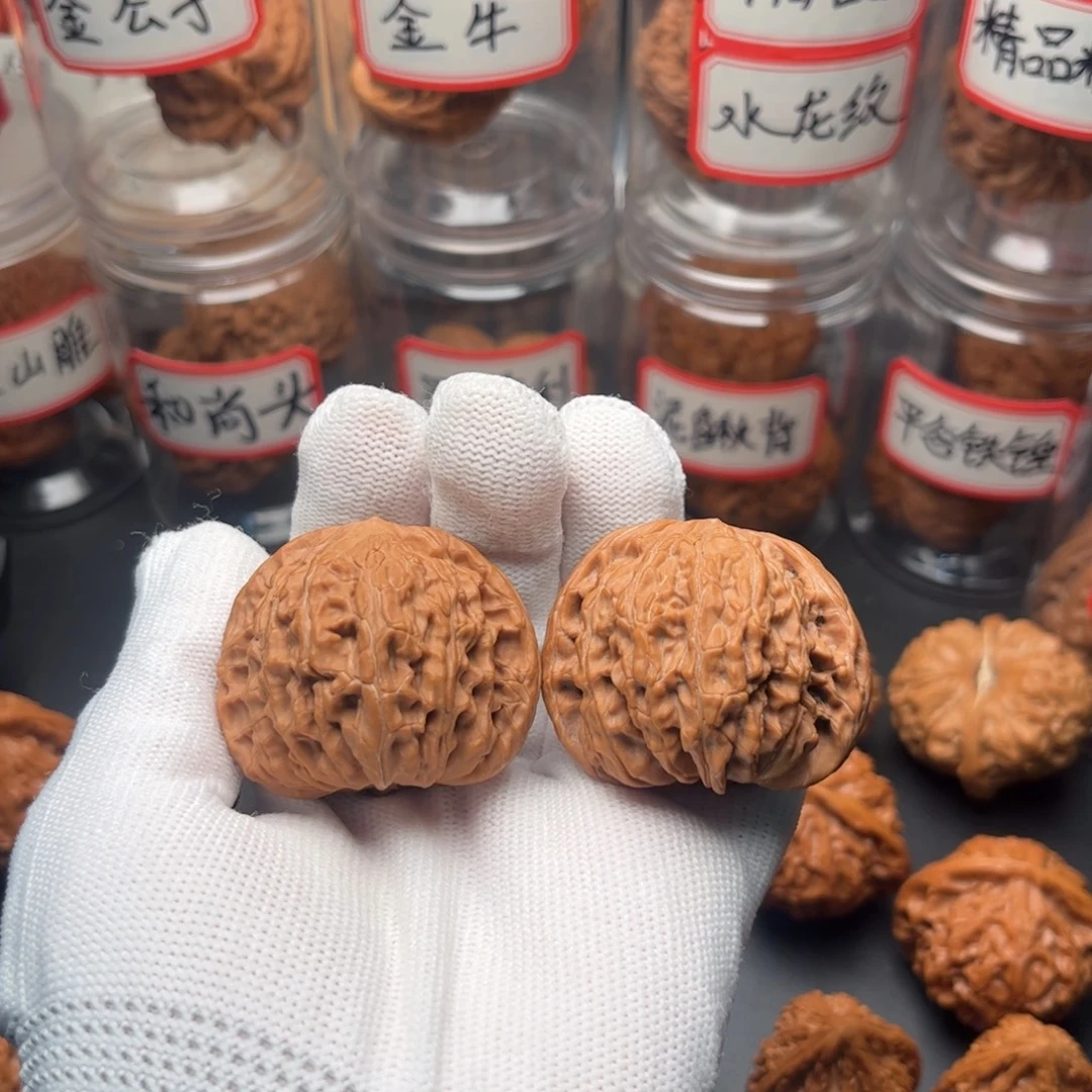 文玩核桃把件4 3山地全品磨