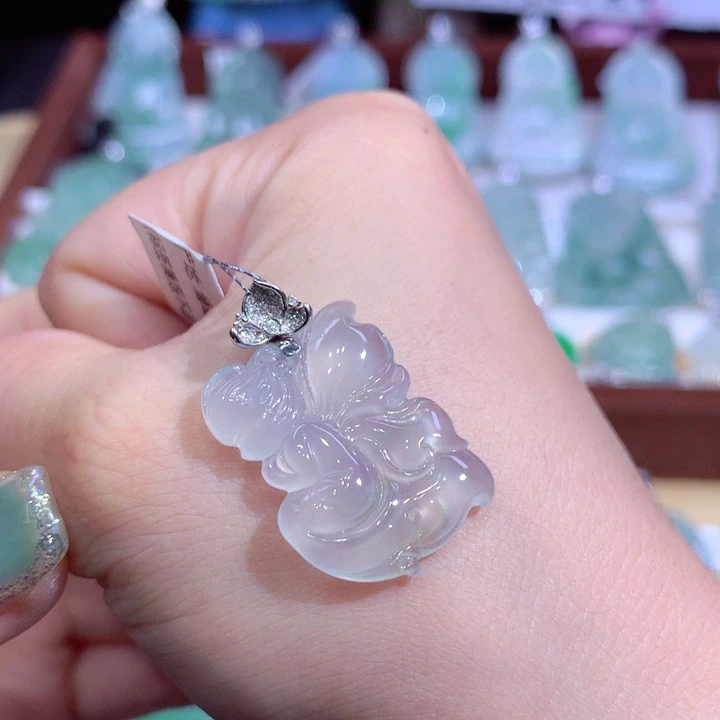 翡翠18K金镶嵌吊坠(不含链)蝴蝶仙子（天使）