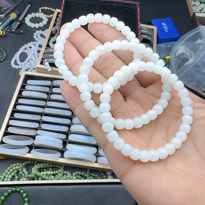 和田玉未镶嵌颈饰新疆金山矿白玉多样性发一