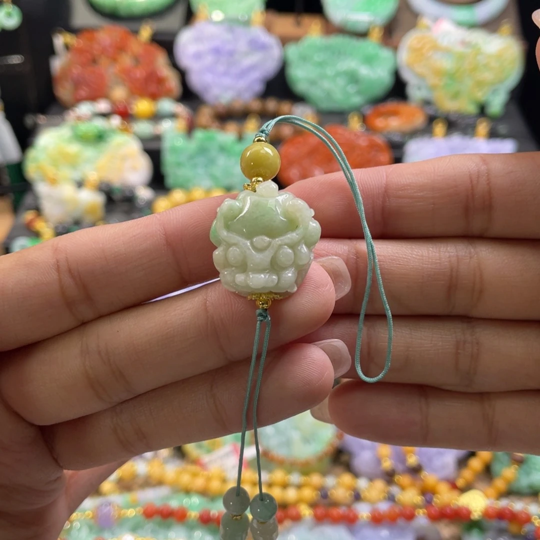 翡翠未镶嵌颈饰代编织