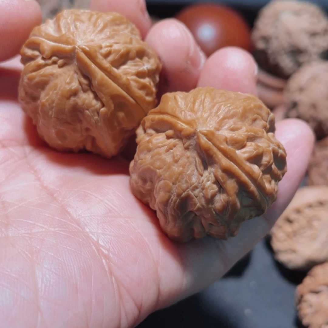 【闪购商品】把件文玩核桃东北楸子8