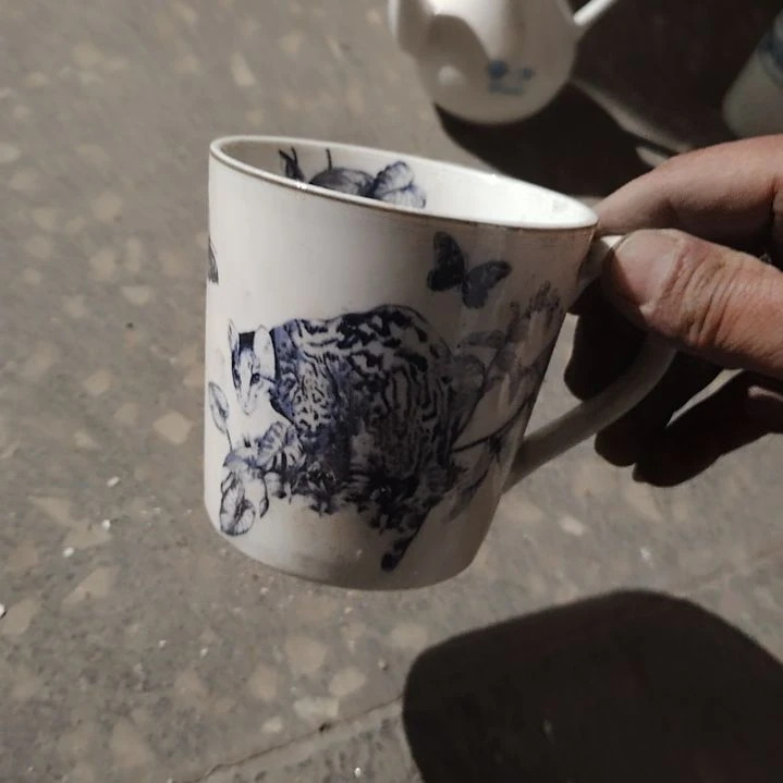 摆件陶瓷盘子碗啥都有