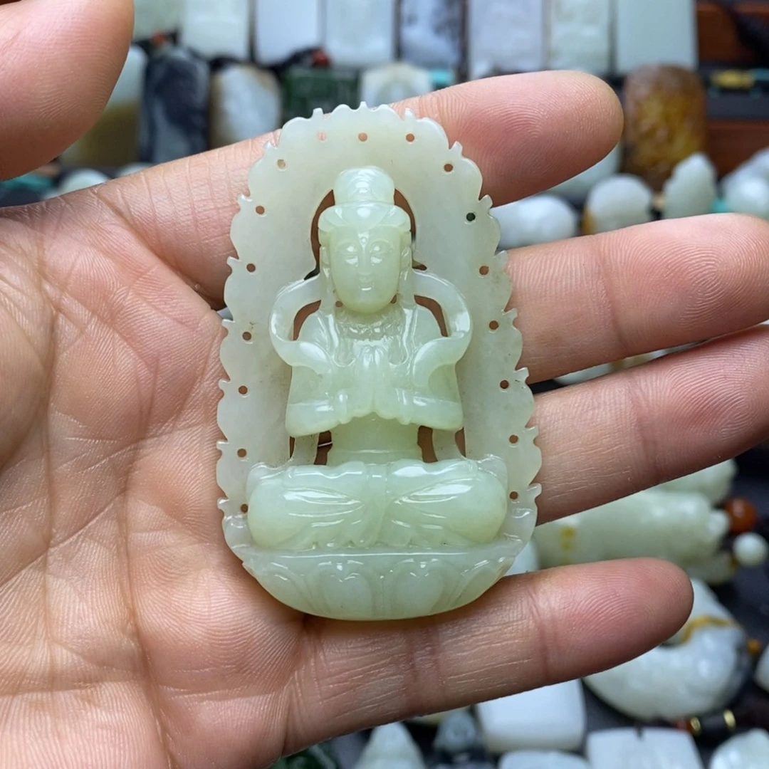 和田玉未镶嵌颈饰