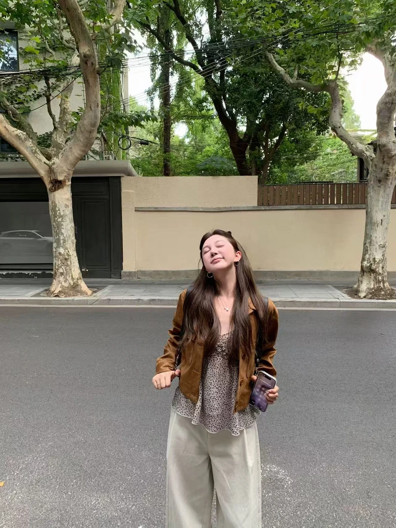 19417秋季新款韩系简约休闲气质百搭吊带上衣短款外套上衣两件套