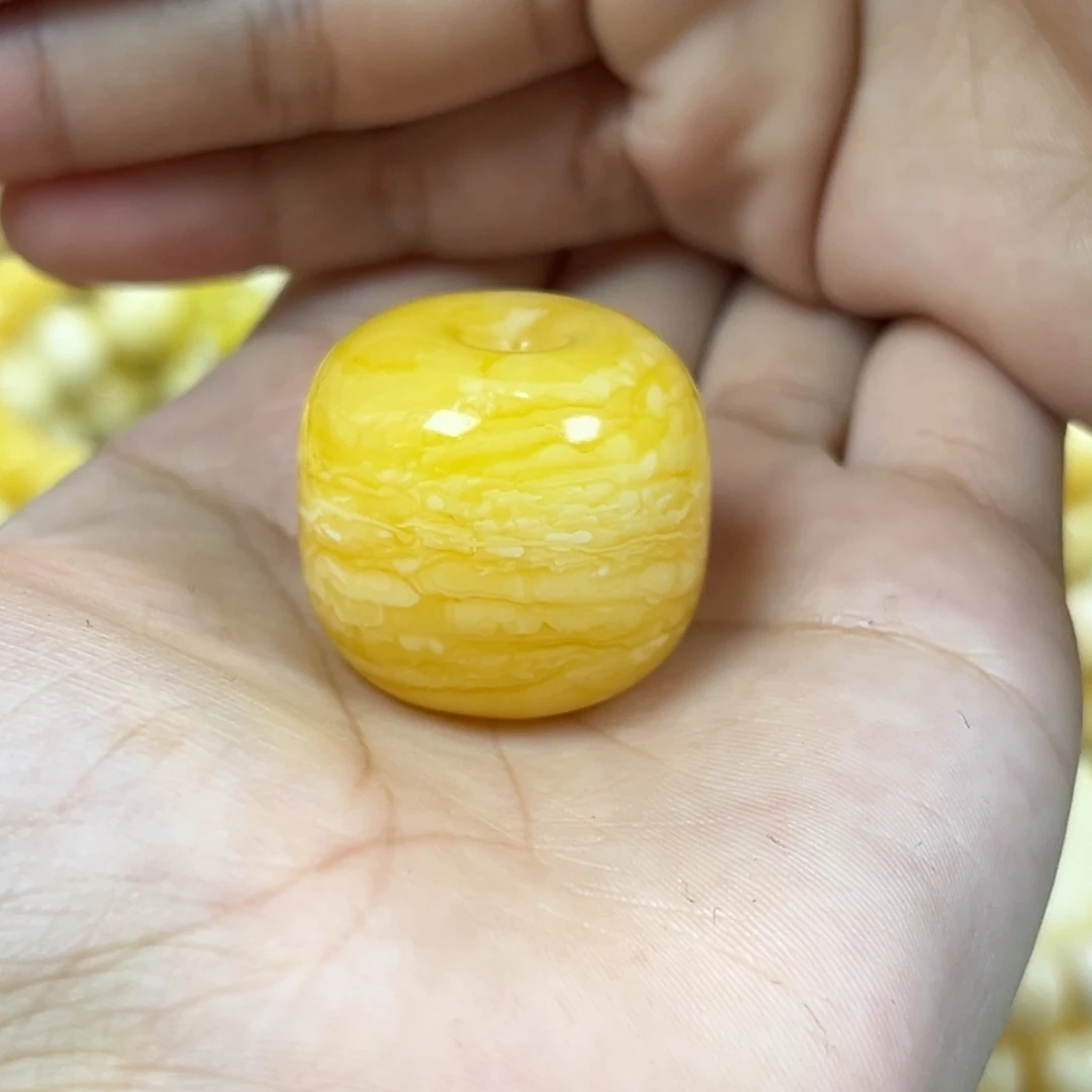 琥珀未镶嵌手串墩子