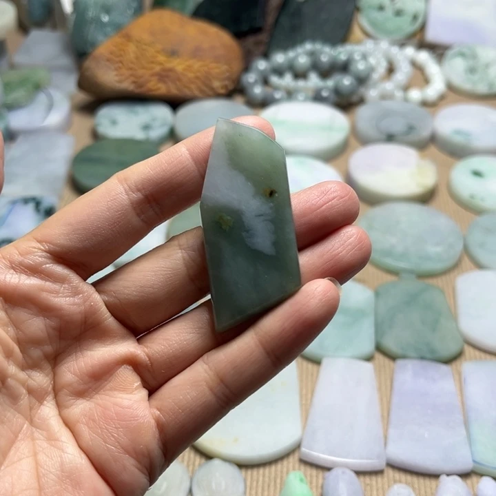 w***家定制翡翠未镶嵌A货