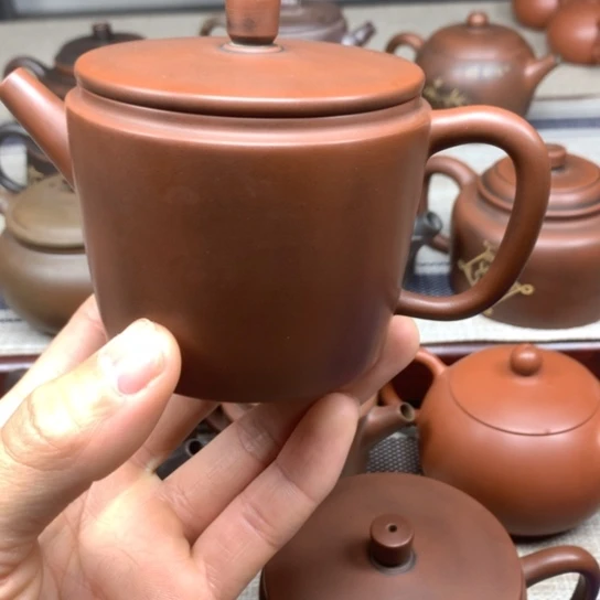 壶小****爱微微 桶金壶 200毫升左右