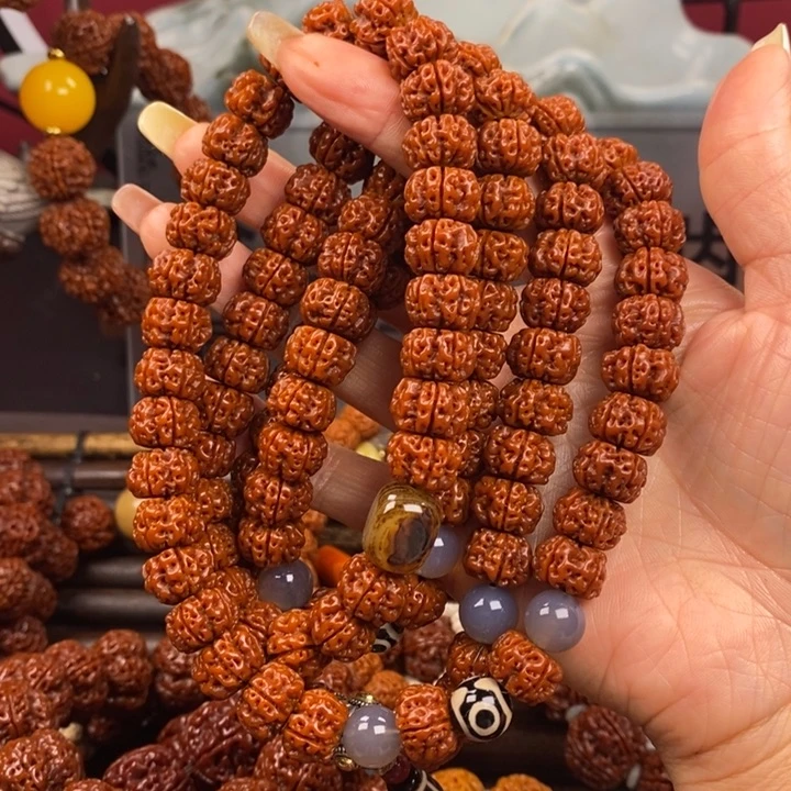 金刚菩提手串513。    108。