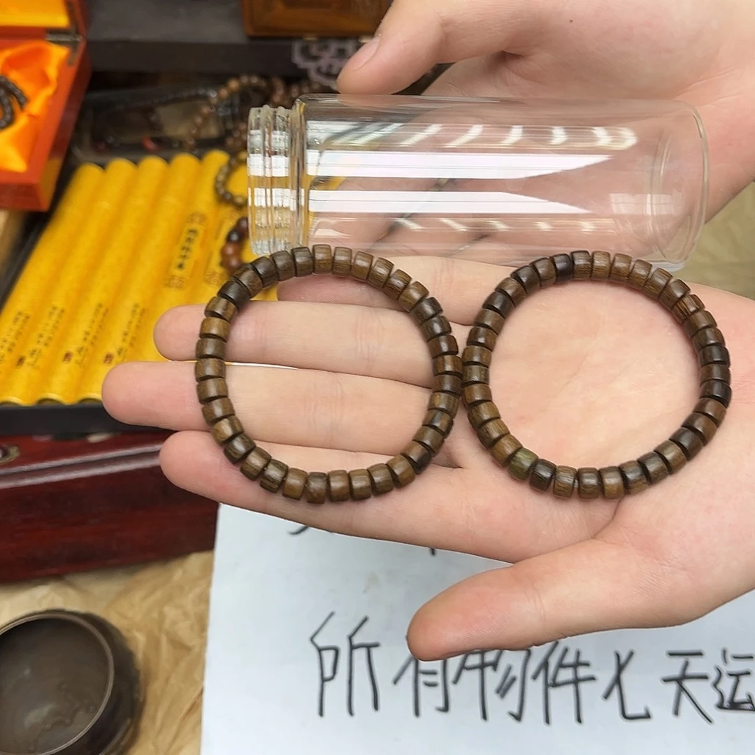 大叶紫檀（黑酸枝木类）
