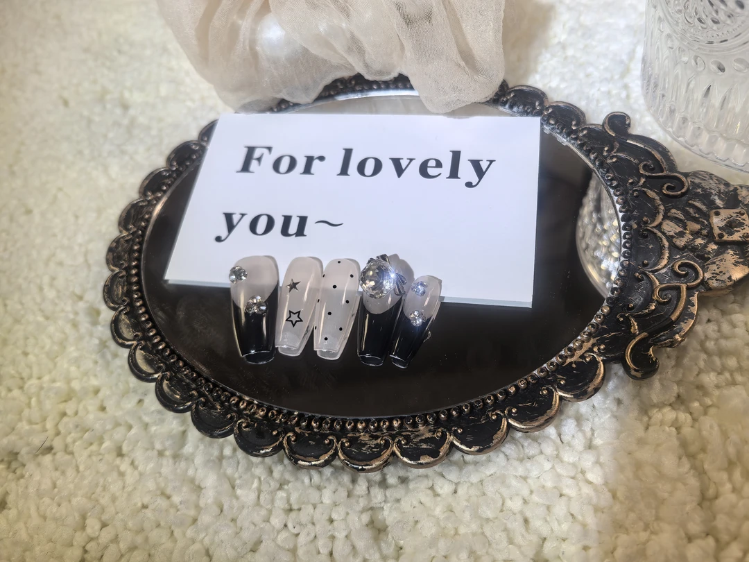 穿戴甲/暗夜甜酷手工中长款镶钻复古气质穿戴式简约冰透时尚重工