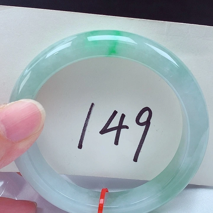 翡翠未镶嵌手镯翡翠