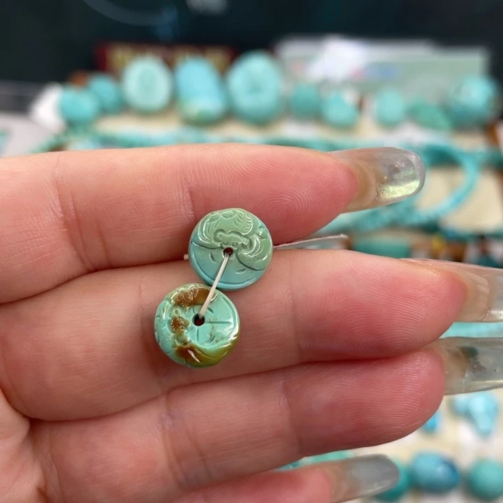 绿松石未镶嵌挂件