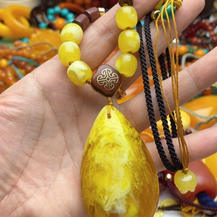 树脂制品60号水滴吊坠