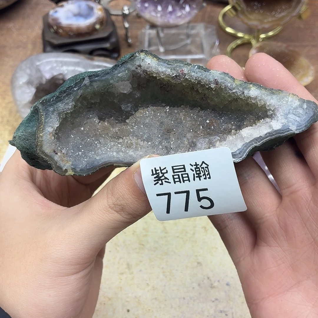 大型摆件（非配饰）未镶嵌水晶