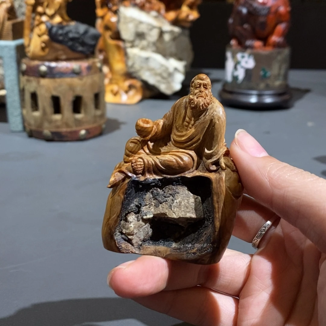 仟***珑柏木（崖柏）专拍链接摆件