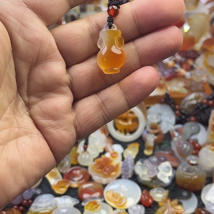 玛瑙/玉髓未镶嵌颈饰