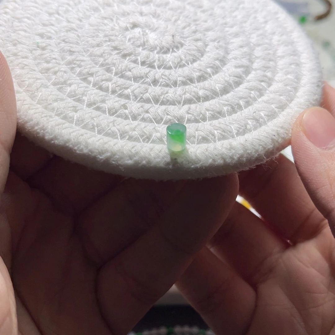 散珠翡翠裸石5mm