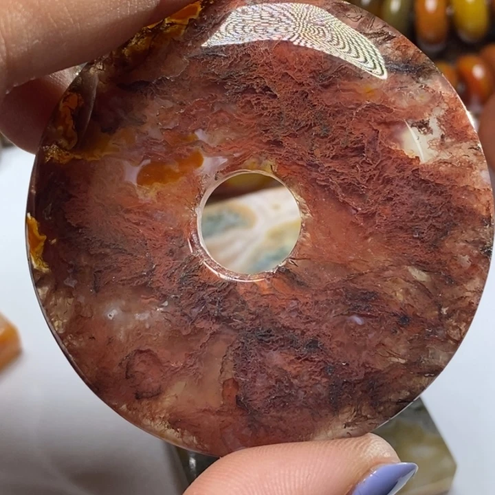 玛瑙/玉髓颈饰未镶嵌老*