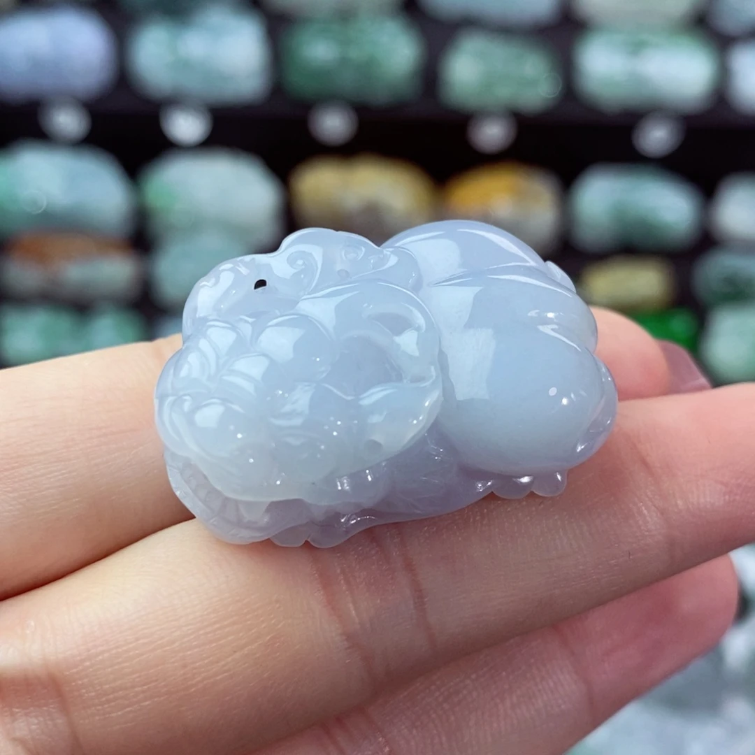 翡翠颈饰未镶嵌天然