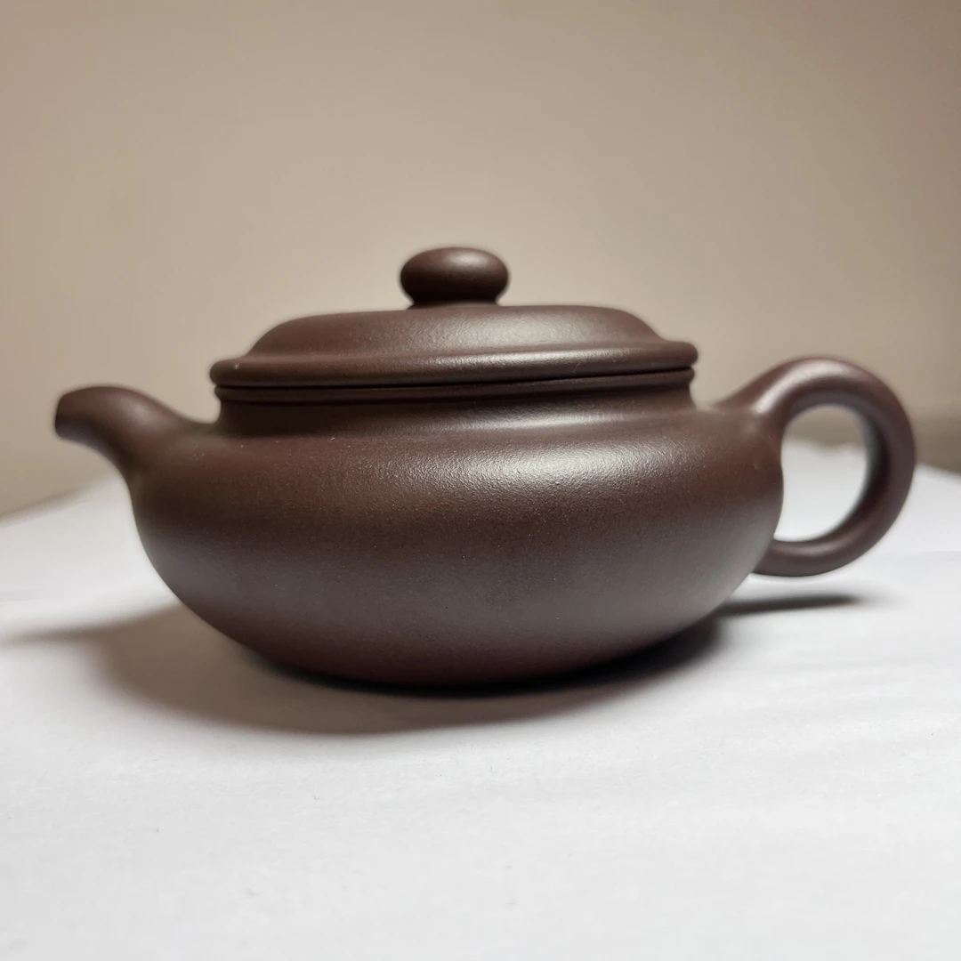 【精品紫砂】-lot028-扁腹-老紫泥-150cc-张融