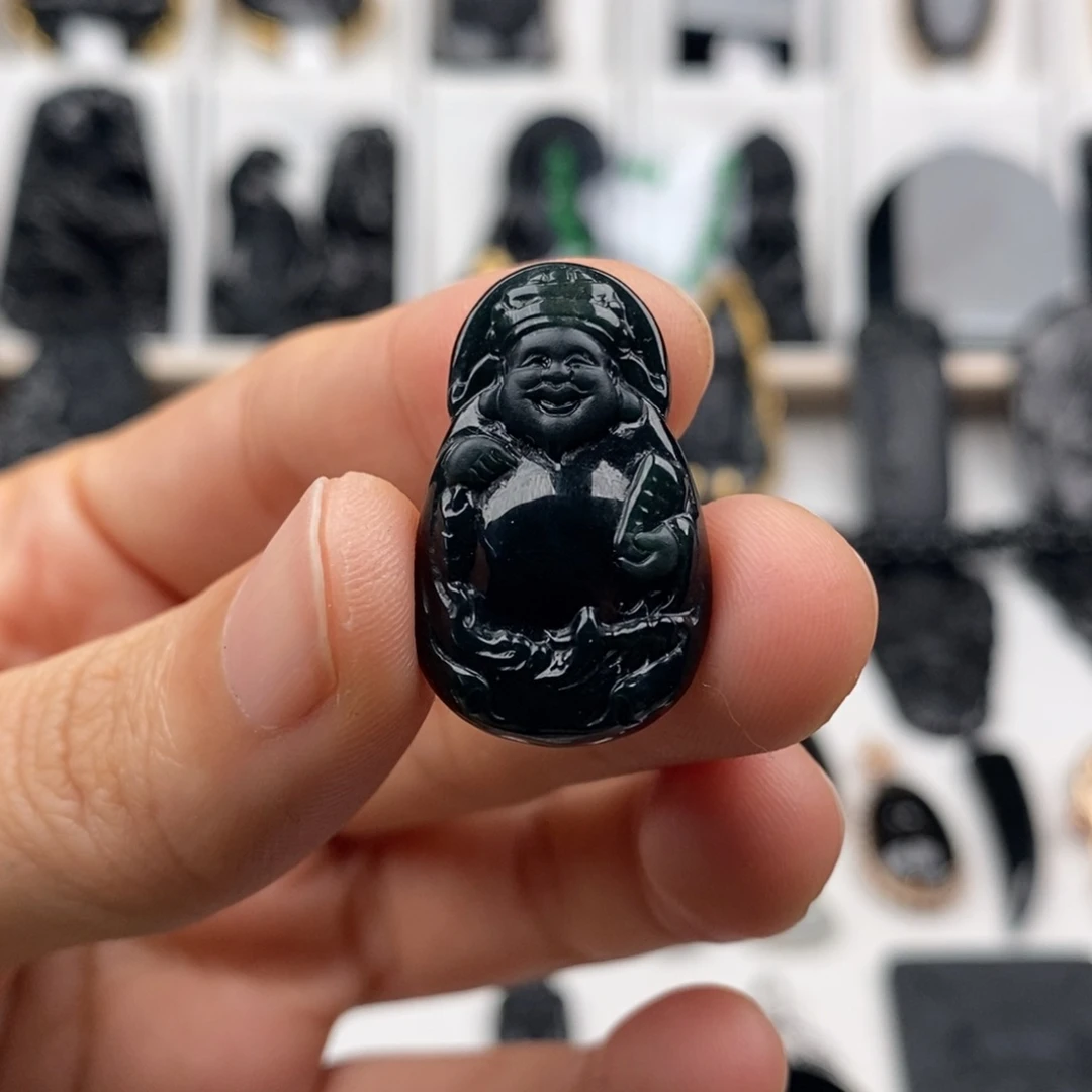 颈饰未镶嵌翡翠文财神