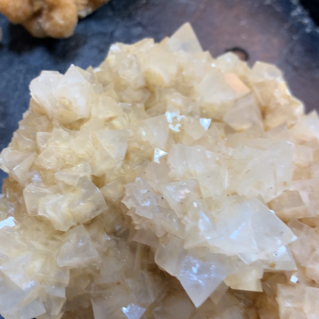 心***方纯天然钟乳石质地坚硬