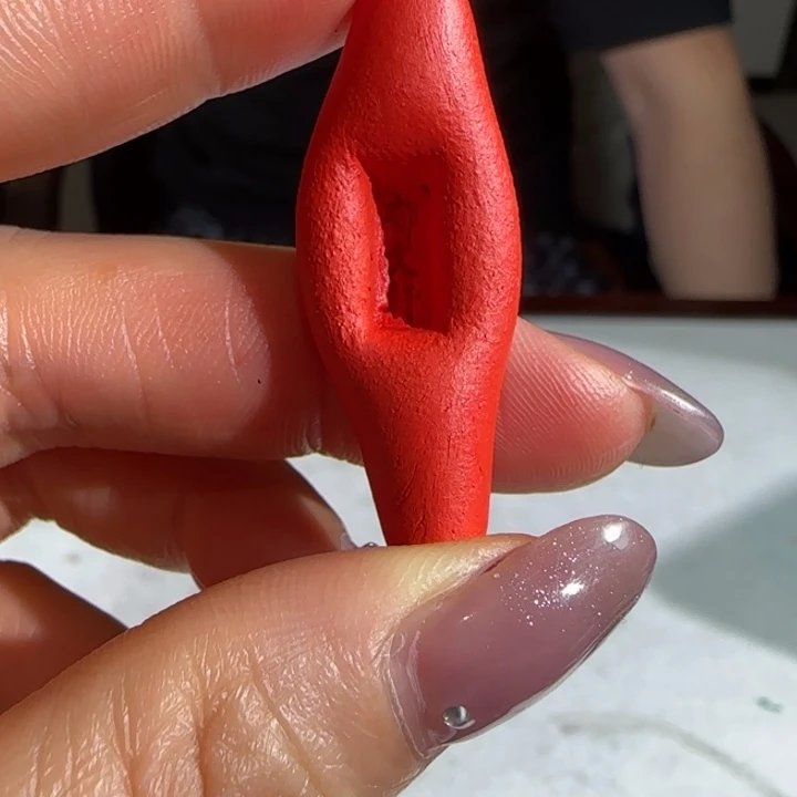 橘红色的小牙签墨