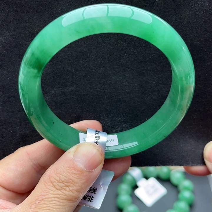 石英质玉未镶嵌手镯60/61