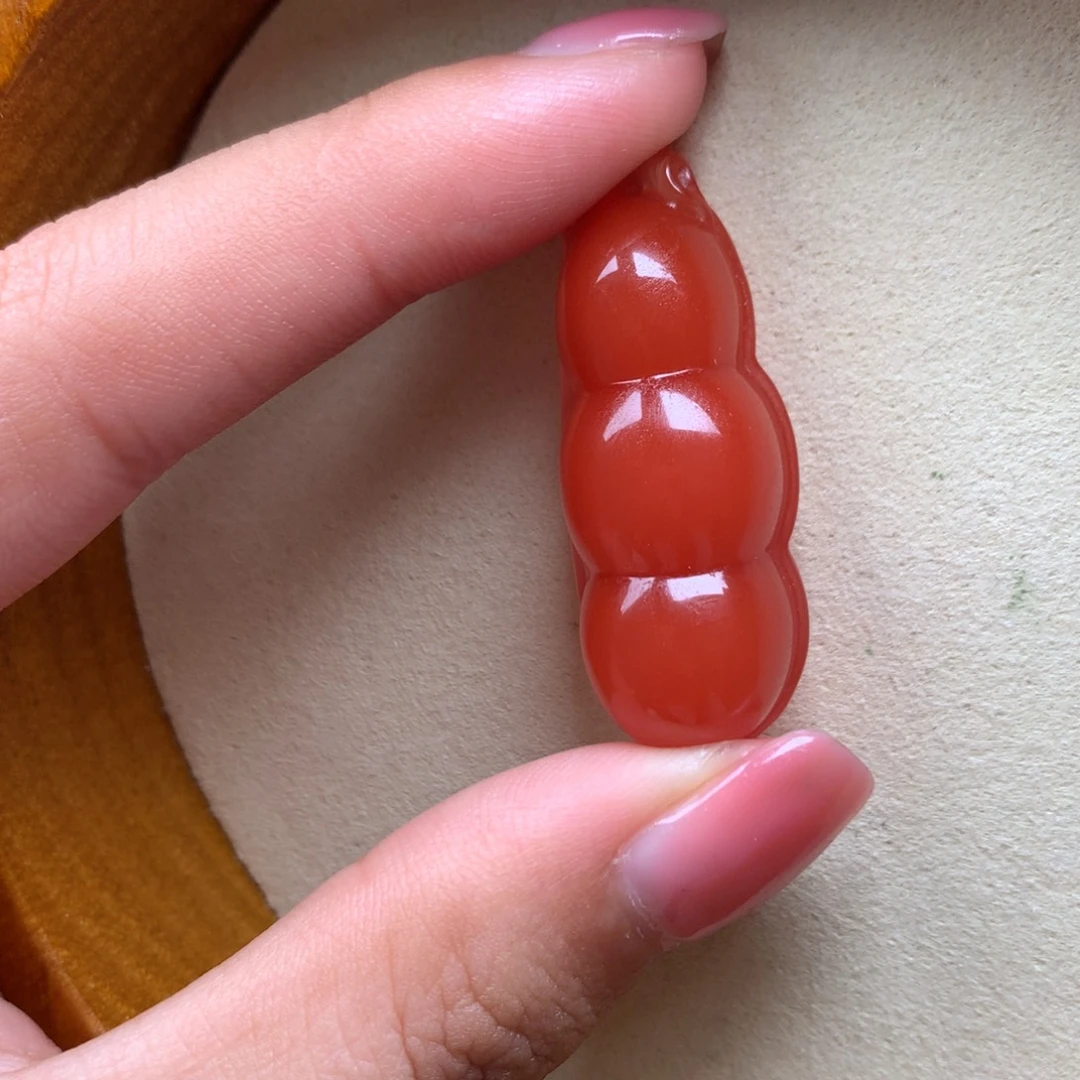 南红玛瑙未镶嵌保山天然原矿南红福豆