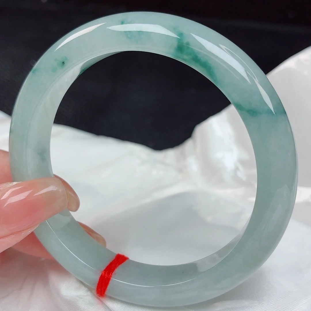 翡翠手镯未镶嵌58