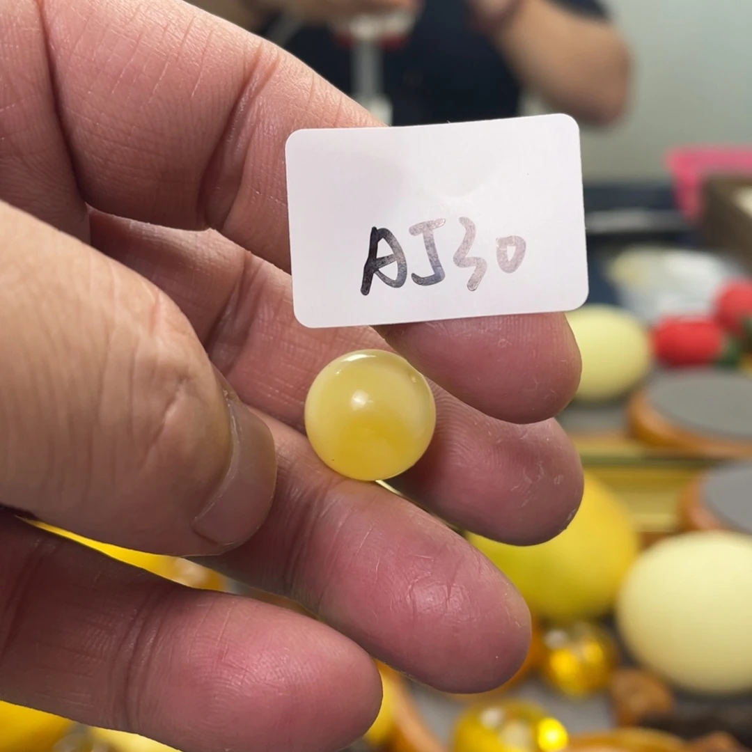 手链琥珀未镶嵌多样性发，发其中一件