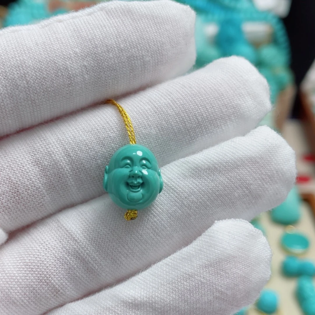 绿松石未镶嵌珠宝奇石