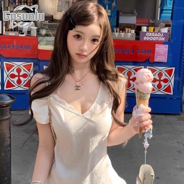 gpsunlu蕾丝拼接短袖女夏设计感甜辣修身性感辣妹纯欲露肩上衣