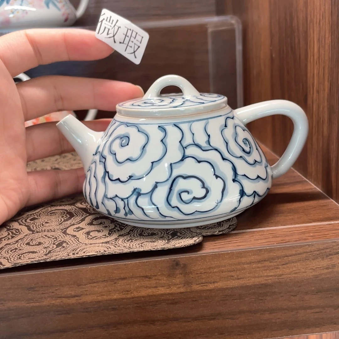 釉下手绘茶具微瑕
