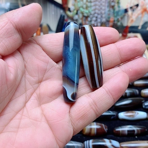 玛瑙/玉髓颈饰合金海***月