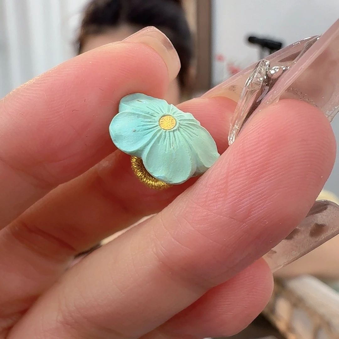 绿松石未镶嵌珠宝奇石