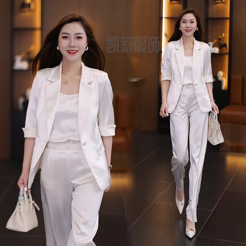 网红时尚小西装套装女2025夏季新款气质减龄背心西服直筒裤三件套